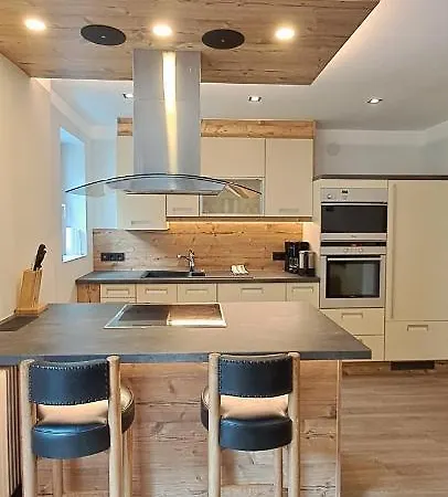 Haus Florian דירה *