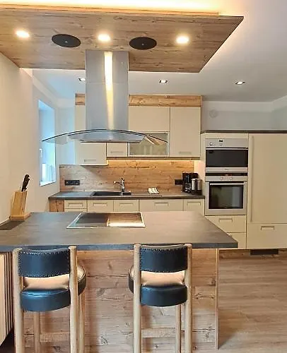 Haus Florian Apartman *